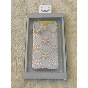 Heyday Apple iPhone XR Case -Scallop Dot